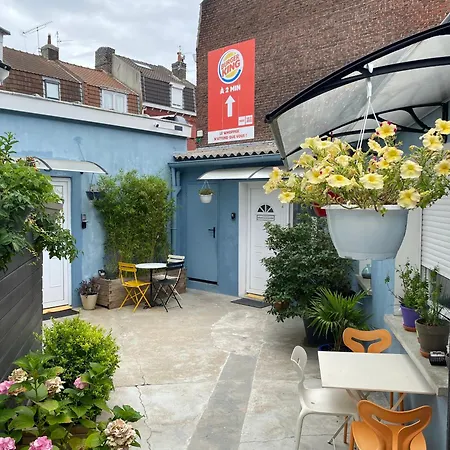 Le A Decouvrir. דירה